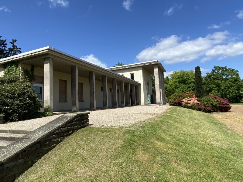 Trauerhalle Terrassenfriedhof in Essen.Rede.Engel