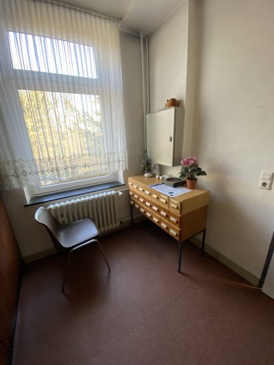 hinterzimmer_rellinghausen_trauerhalle_rede.engel
